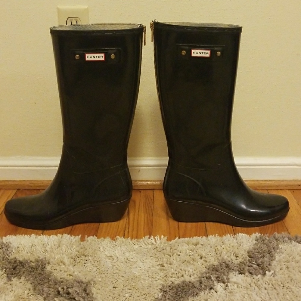 Hunter boots black size 10